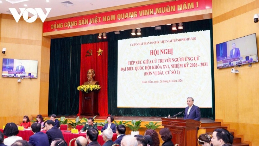 Party chief To Lam attends voter meeting with 16th NA candidates