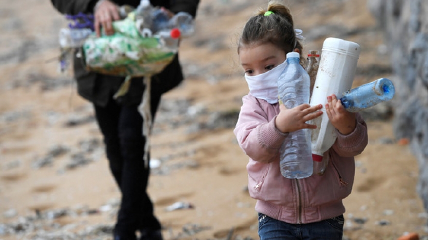 Tây Ban Nha cấm trẻ em dưới 16 tuổi truy cập mạng xã hội