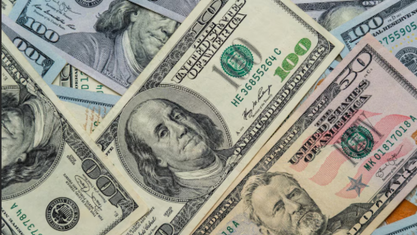 Tỷ giá USD hôm nay 12/2: Giá bán USD ở mức 26.261 đồng/USD