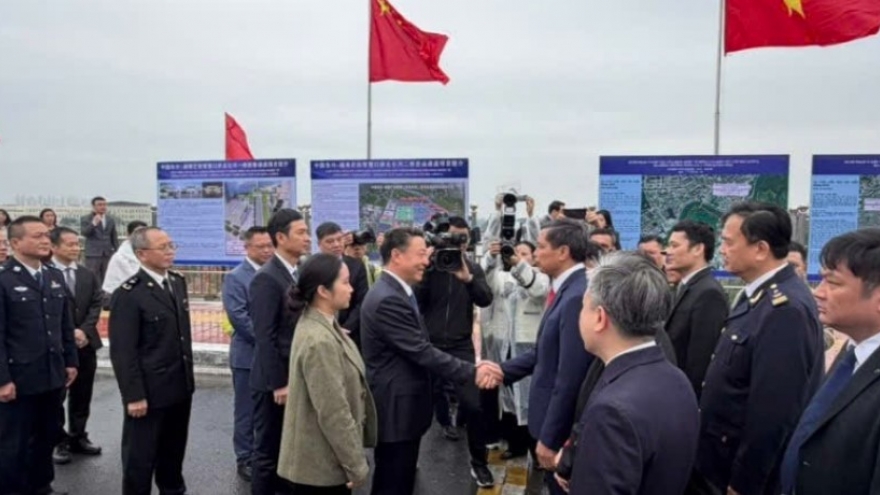 Pilot smart border gate project launched at Mong Cai-Dongxing border gate