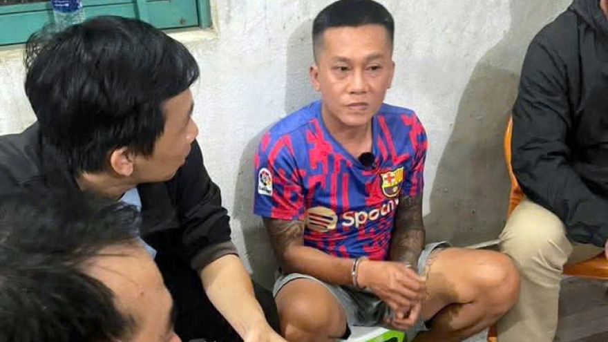 Police bust armed bank robbery ring, arrest murder fugitive