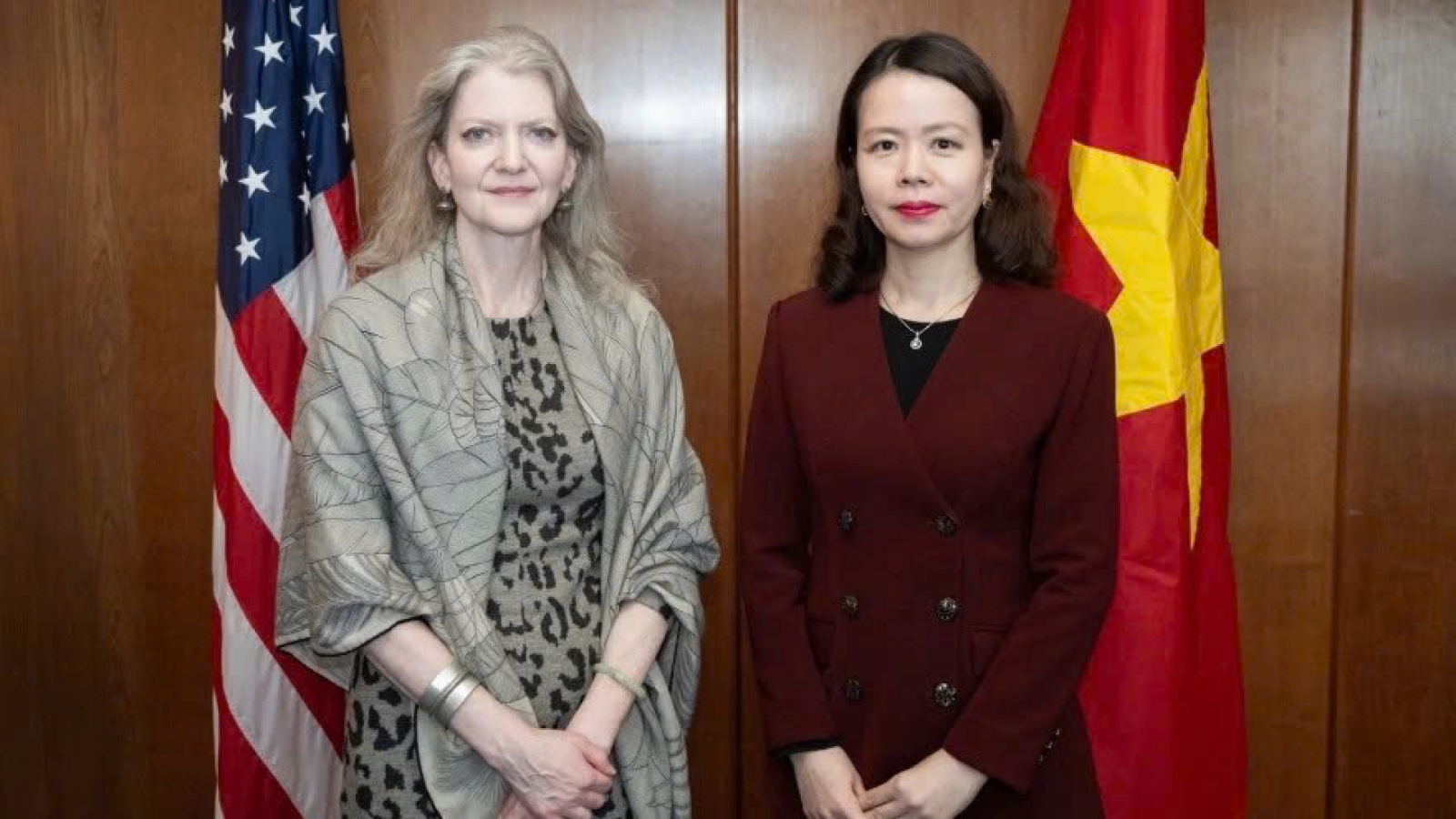 US pledges close coordination with Vietnam to ensure APEC 2027 success