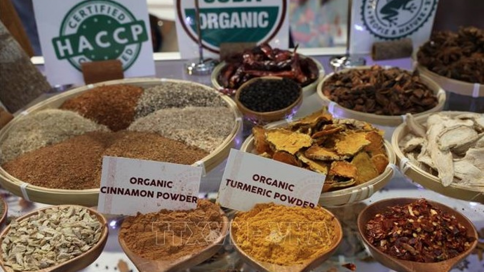 Vietnam deepens integration into global organic agricultural value chains