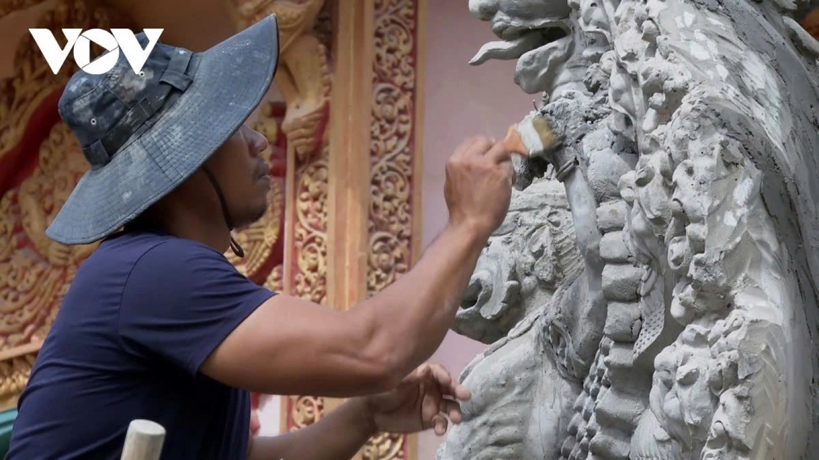 Young Khmer artisans keep cultural traditions alive through craftsmanship