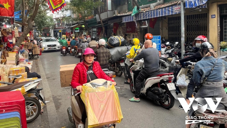 Giáp Tết, áp lực tăng cao: Trật tự đô thị đứng trước nhiều điểm nóng phức tạp