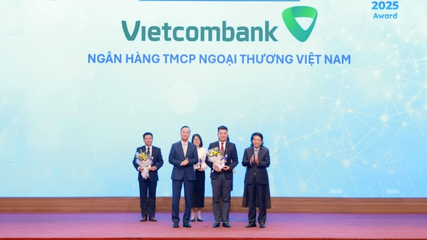 Vietcombank lần thứ 4 liên tiếp dược vinh danh là Tổ chức Tín dụng xuất sắc