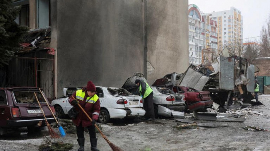 Giữa bế tắc với Nga, Ukraine và Mỹ tăng tốc bàn kế hoạch tái thiết