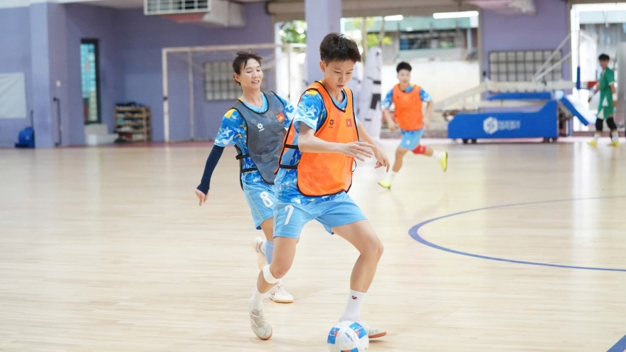 Đại diện bóng đá Việt Nam quyết bảo vệ chức vô địch sau Tết Nguyên đán