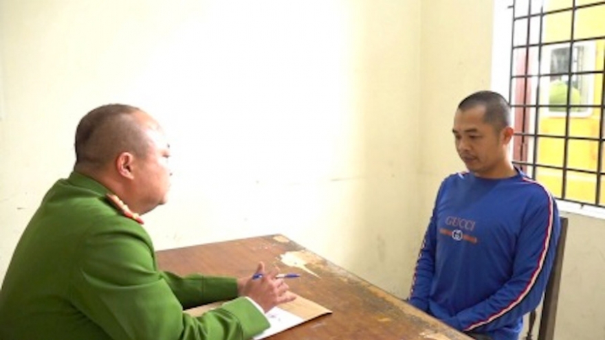 Khởi tố đối tượng đột nhập nhà hàng xóm trộm 1,4 cây vàng