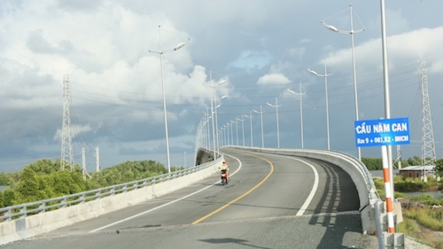 Trình phương án đầu tư 5.400 tỷ đồng mở rộng tuyến đường Năm Căn – Đất Mũi