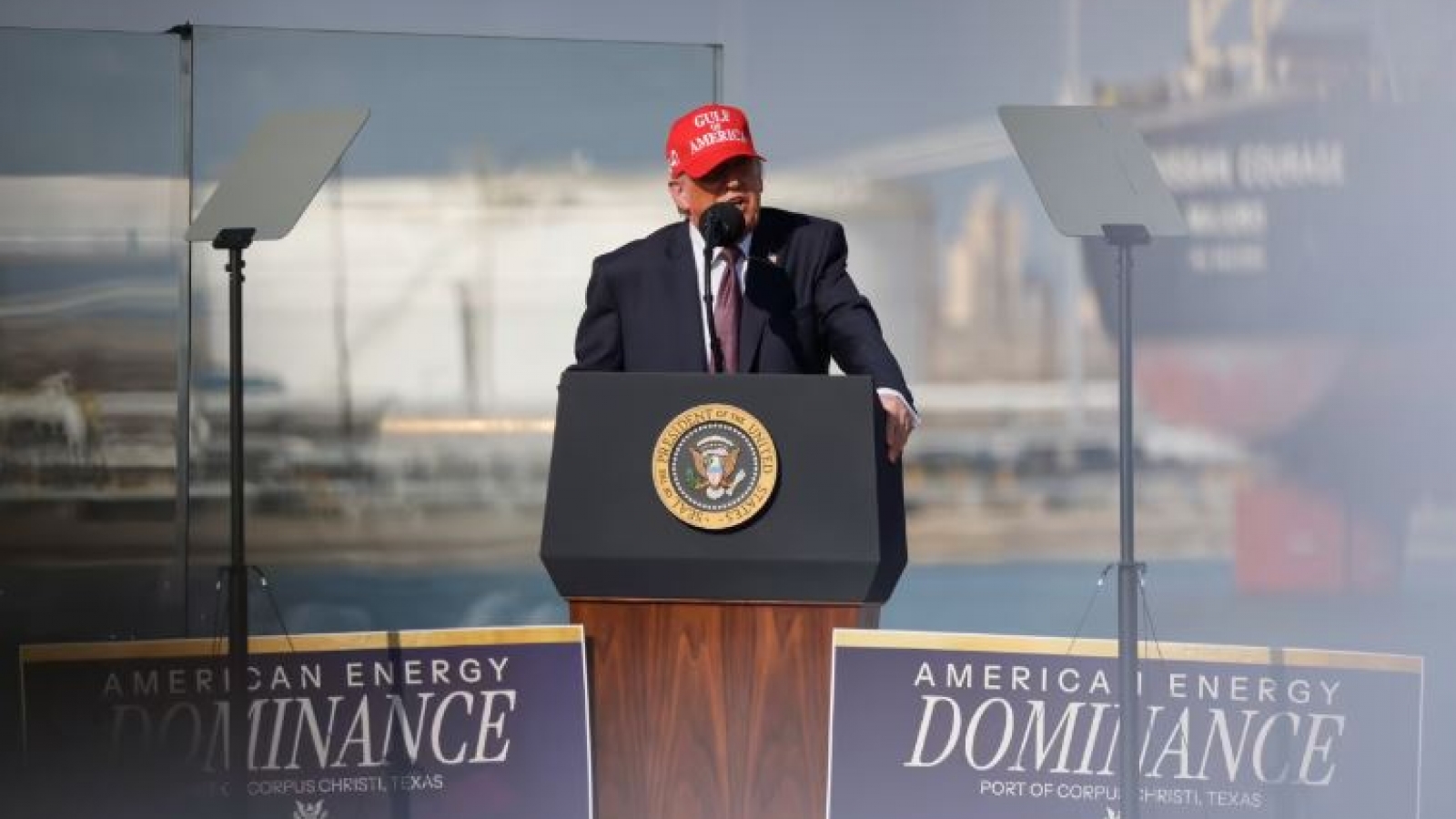 Ông Trump tuyên bố chuẩn bị đưa ra “quyết định lớn” về Iran