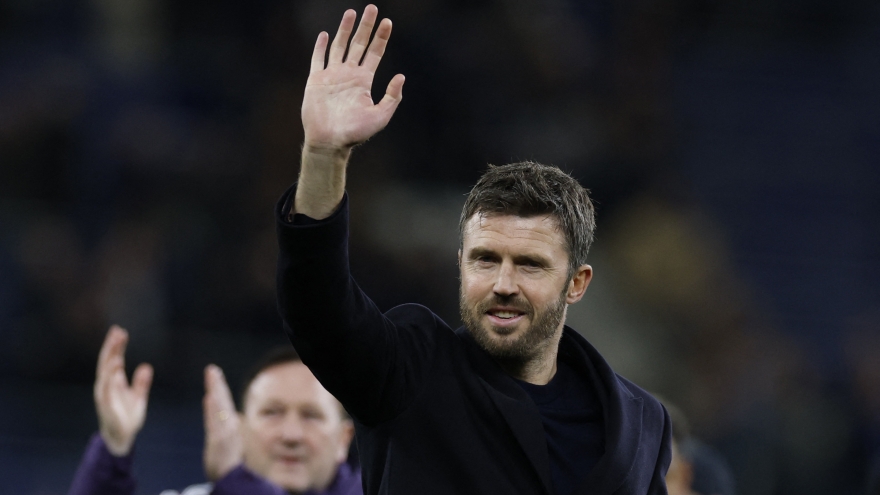 HLV Michael Carrick có cơ hội phá kỷ lục khủng ở MU