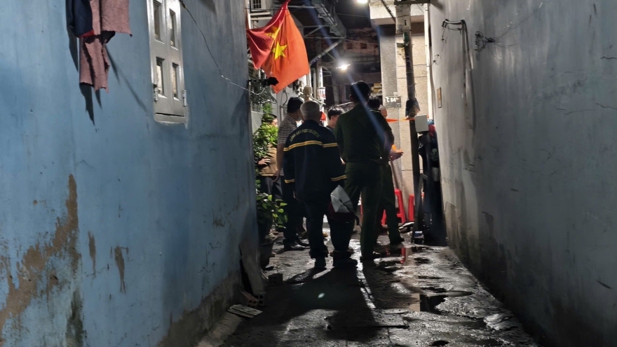 Cháy nhà ở TP.HCM lúc rạng sáng, 3 người tử vong