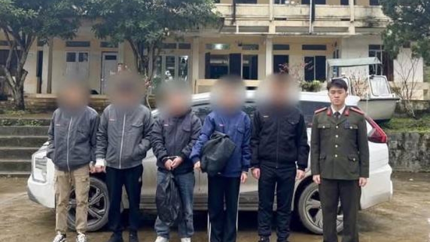 Five Chinese nationals found illegally entering Vietnam