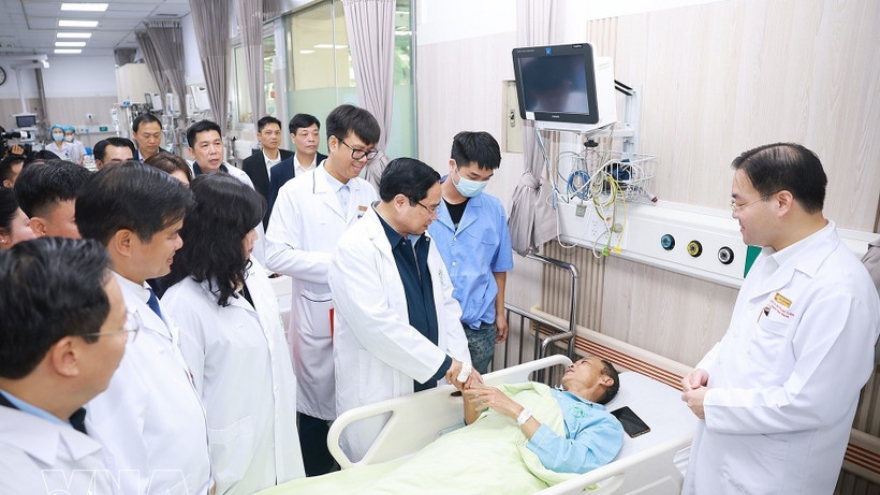PM extends best wishes to doctors, patients on Tet occasion