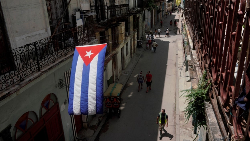 Thế giới đẩy mạnh hỗ trợ Cuba giữa khủng hoảng năng lượng