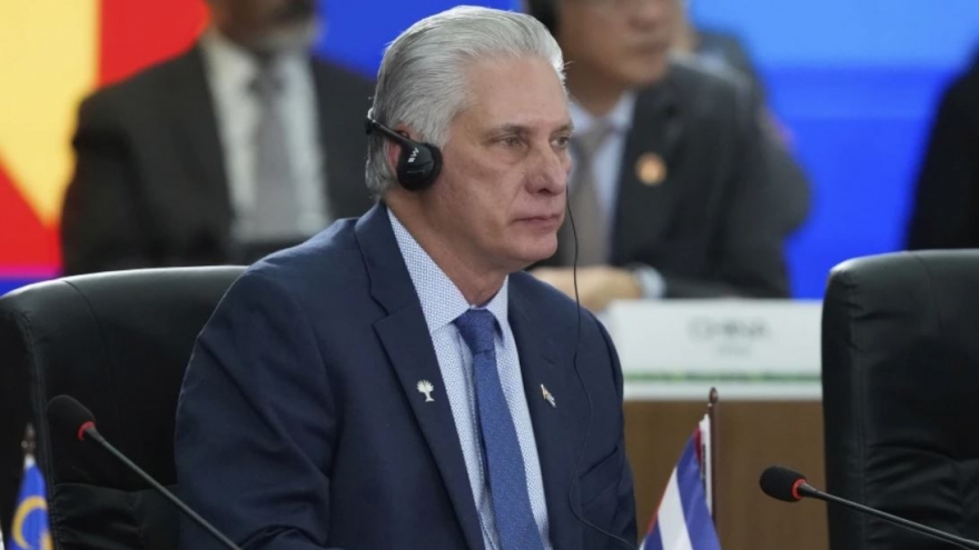 Chủ tịch Cuba tuyên bố sẽ tự vệ trước “sự xâm lược của khủng bố và lính đánh thuê”