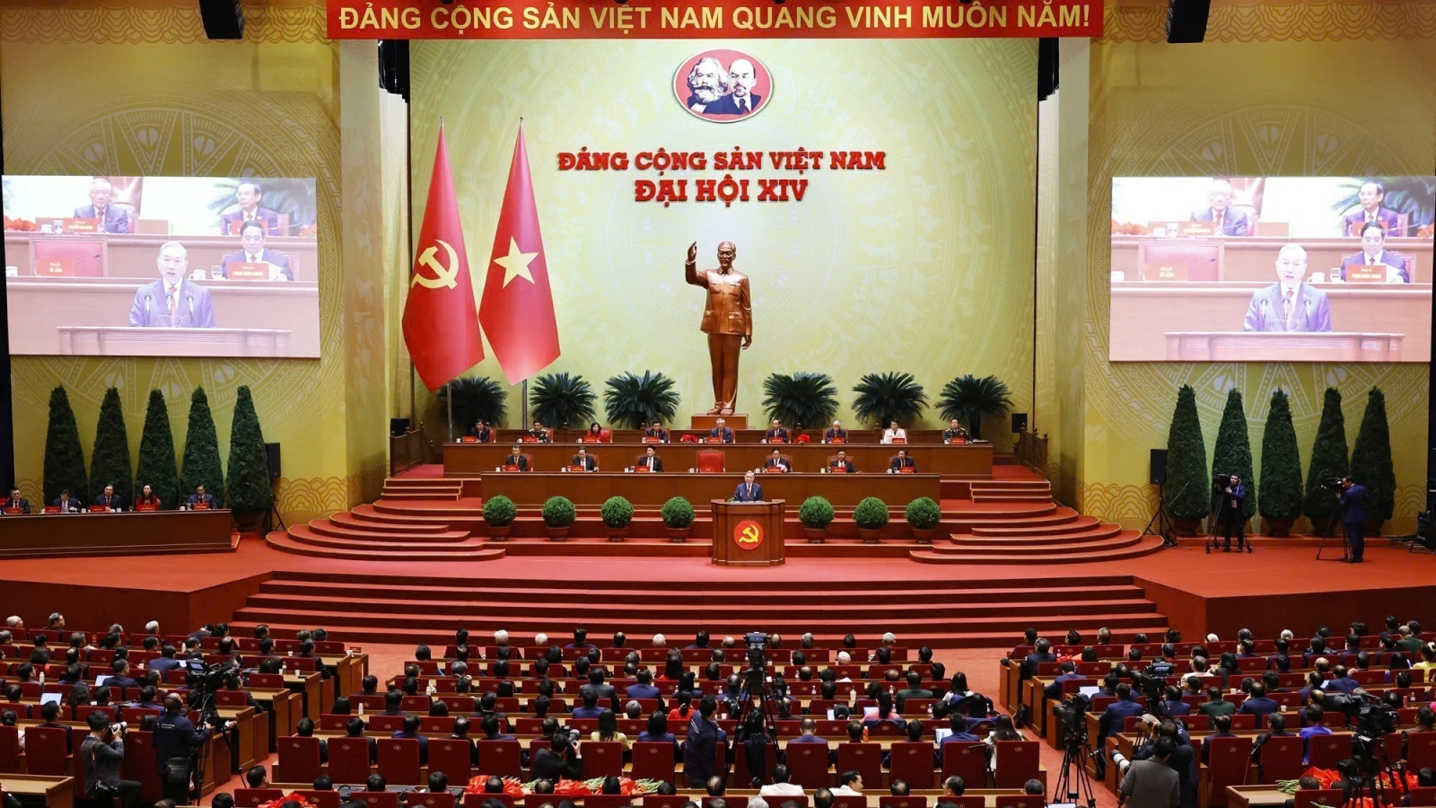 Khát vọng phát triển và quyết tâm hành động vì nước, vì dân