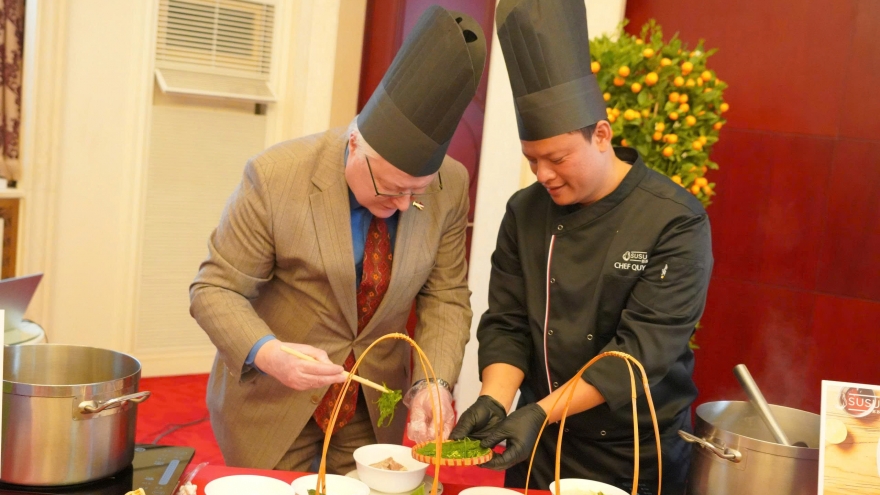 “Ngày phở Việt Nam” - Lan tỏa hương vị Việt tại Bắc Kinh