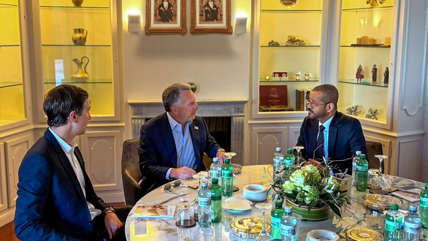 Oman: Thỏa thuận với Iran đã “ở trong tầm tay” trước đòn không kích của Mỹ-Israel