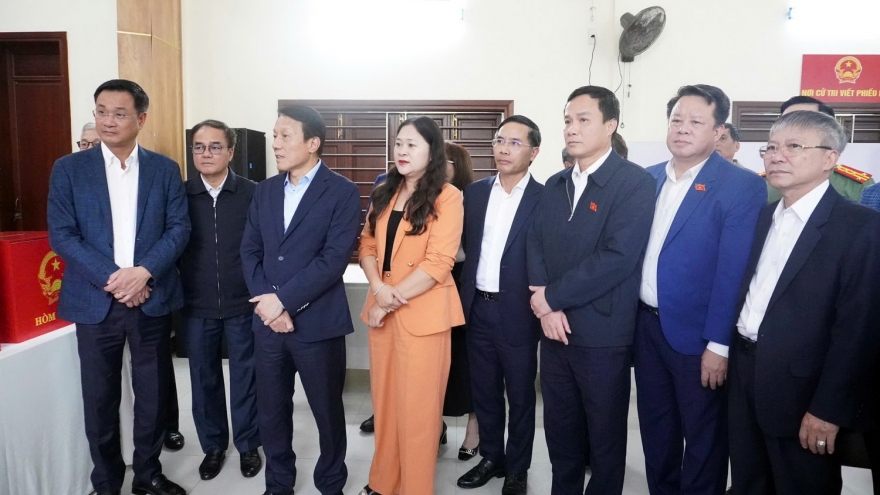 Đại tướng Lương Tam Quang kiểm tra công tác bầu cử tại thành phố Đà Nẵng