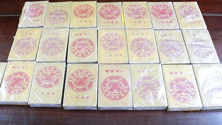 Police seize 22 heroin blocks in Laos-Vietnam trafficking case