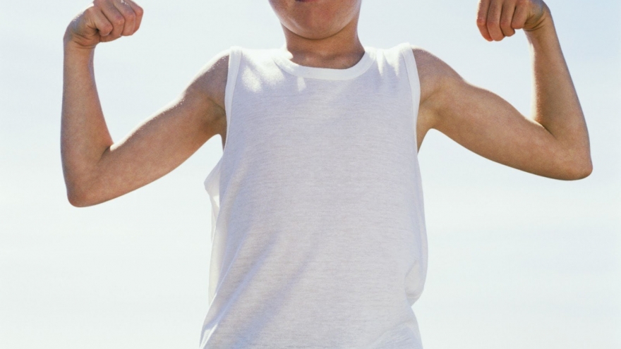 Bé trai 14 tuổi thường xuyên cương cứng: Dậy thì bình thường hay vấn đề sức khỏe?