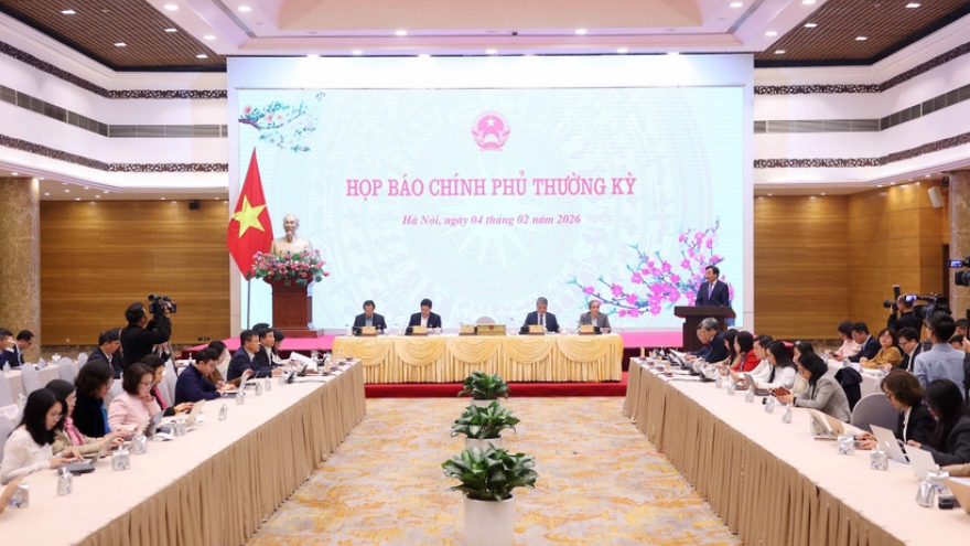 Lunar New Year average bonus for workers up 13%