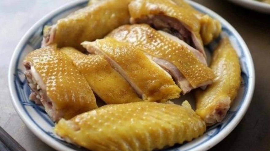 Thịt gà luôn có sẵn trên mâm cơm ngày Tết nhưng ăn kiểu này cực hại sức khỏe