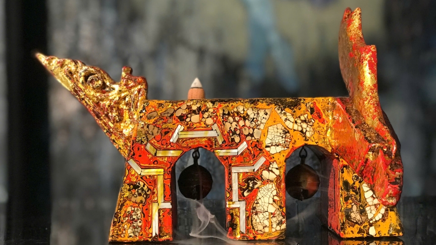 Dấu ấn hình tượng Ngựa trong nghệ thuật sơn mài của Nghệ nhân Nguyễn Tấn Phát