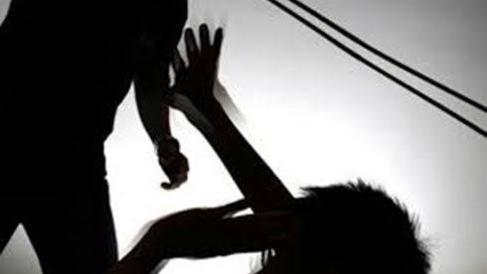 Đâm chết người sau mâu thuẫn khi ăn liên hoan