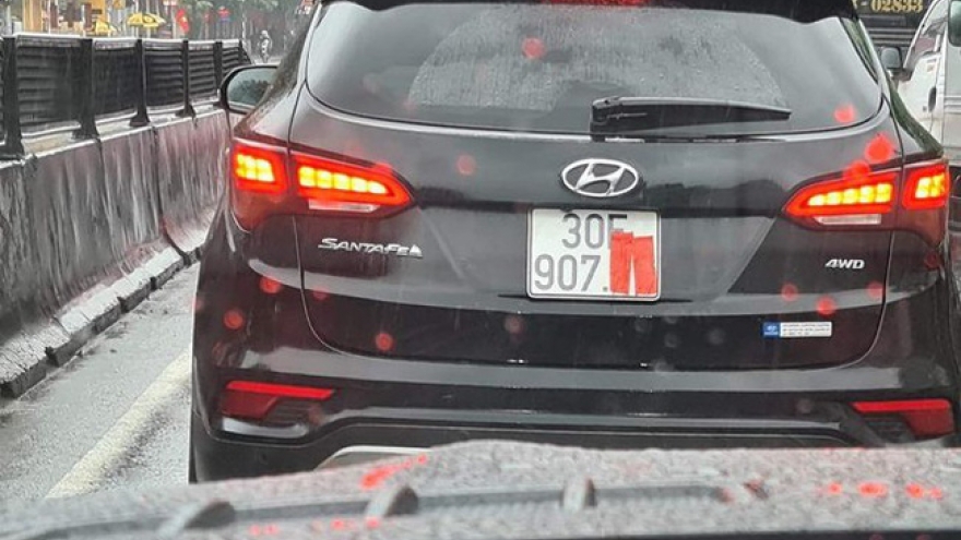 Mức phạt che biển số xe năm 2026 đối với ô tô, xe máy