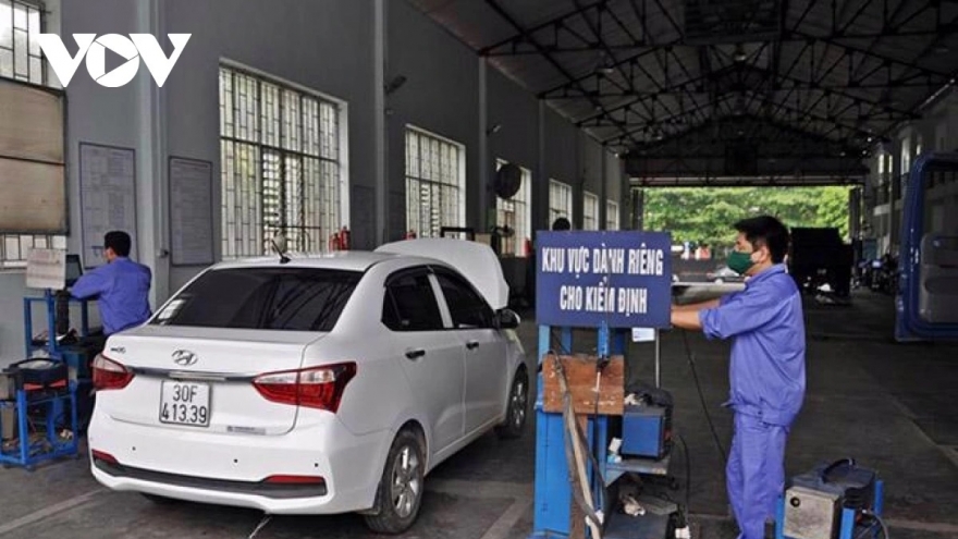 Từ 1/3 siết khí thải ô tô, nguy cơ mất tiền, mất thời gian nếu chủ xe chủ quan