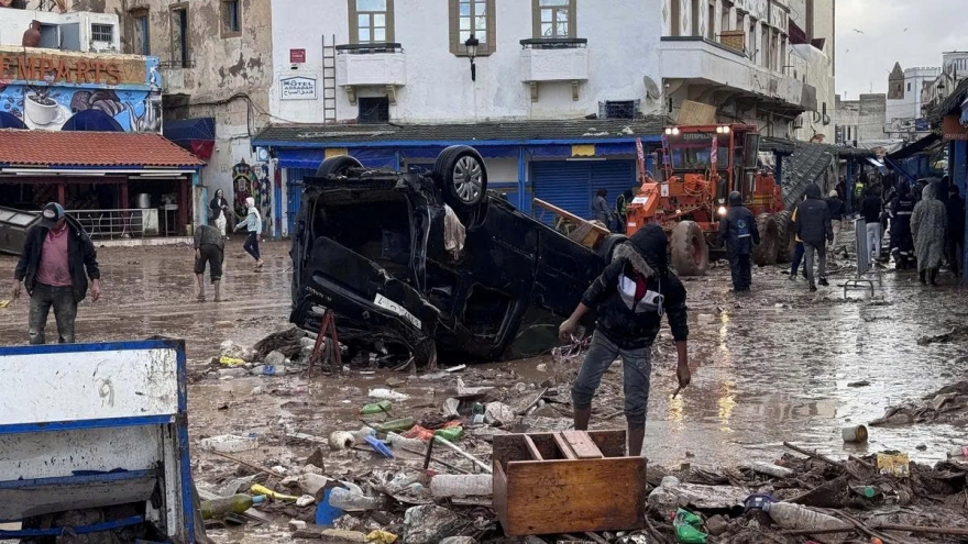 Morocco sơ tán hơn 50.000 người vì lũ lụt