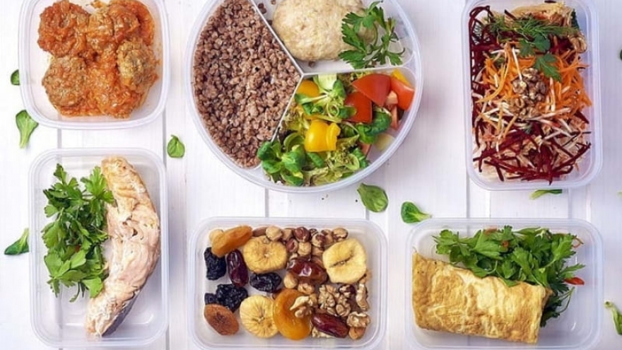 Tết ăn gì để không ngán? Gợi ý thực đơn nhẹ nhàng, tốt cho sức khỏe