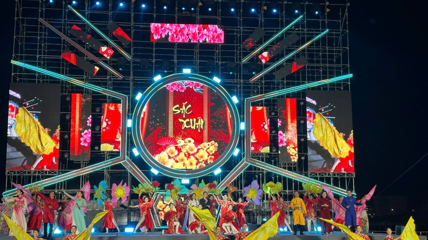 Phong phú Chương trình Nghệ thuật "Sắc Xuân 2026" tại Đắk Lắk