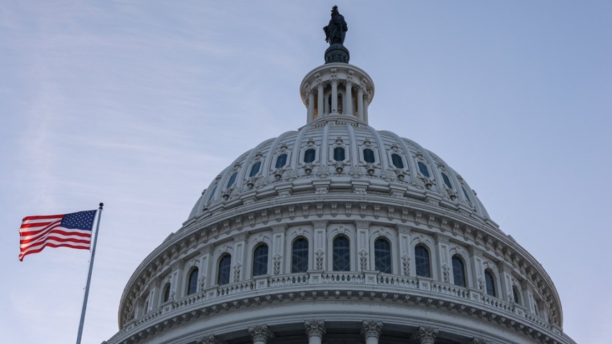 Chính phủ Mỹ đóng cửa một phần: Ông Trump hy vọng các nghị sĩ "biết suy nghĩ"