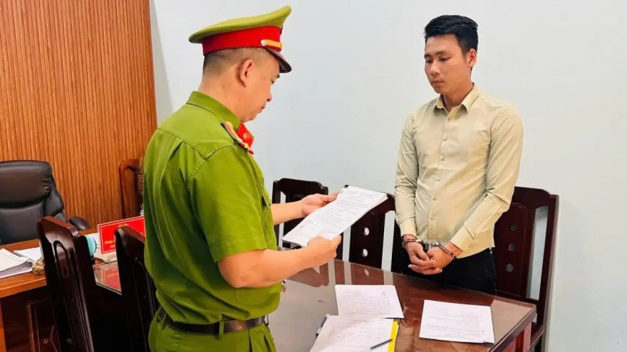 Hàng loạt đối tượng trốn truy nã bị bắt giữ trong dịp Tết Bính Ngọ