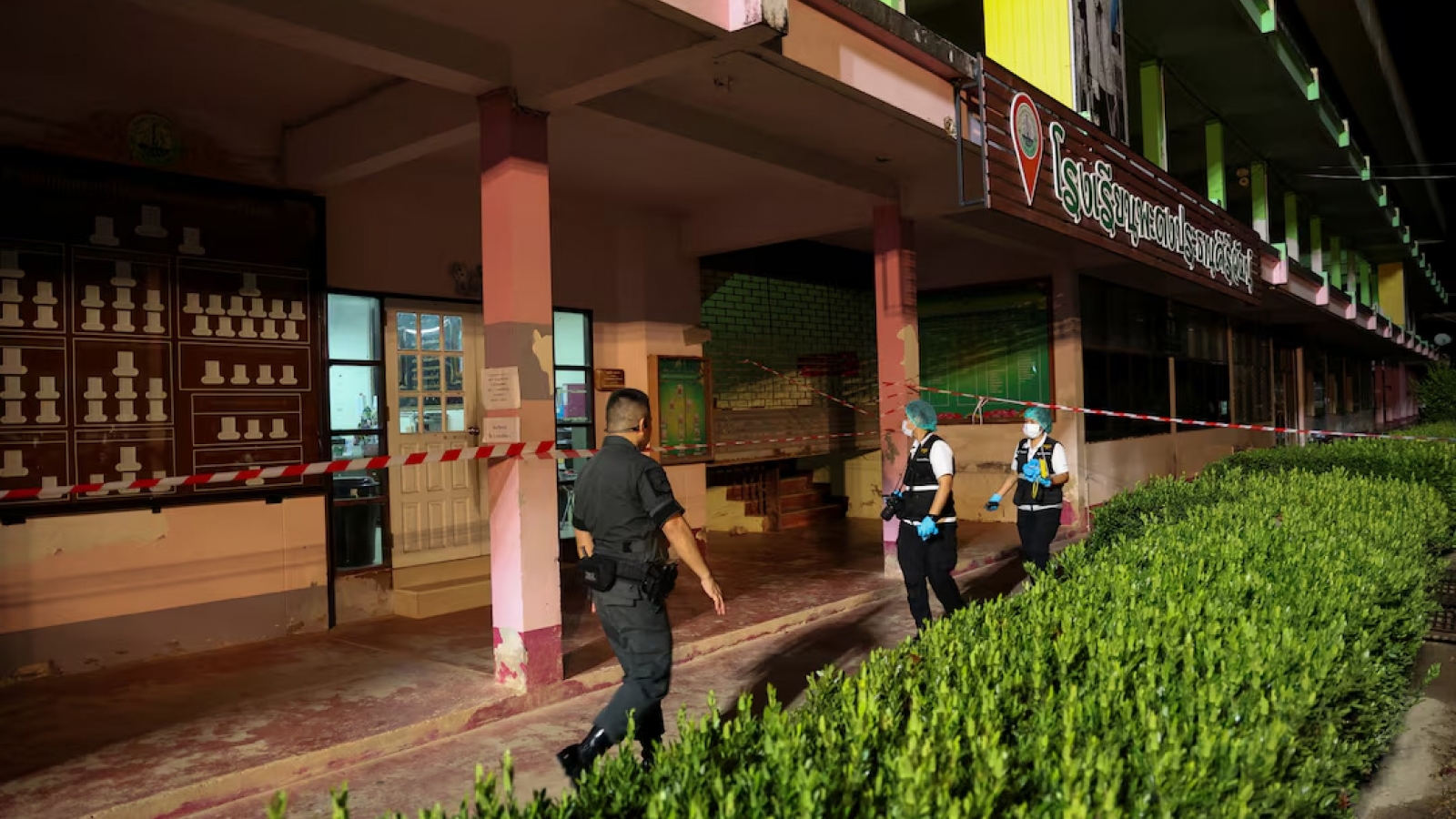 Xả súng tại trường học ở Thái Lan, hiệu trưởng thiệt mạng