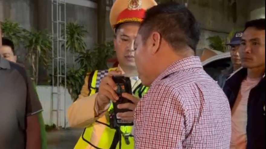 Phạt 35 triệu đồng, tước giấy phép lái xe người đàn ông vi phạm nồng độ cồn