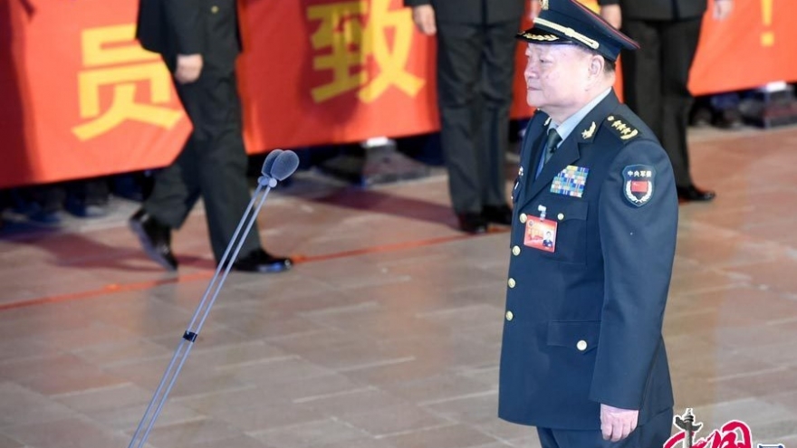 Trung Quốc: Xử lý các phần tử tham nhũng để loại bỏ cản trở sự nghiệp “cường quân”