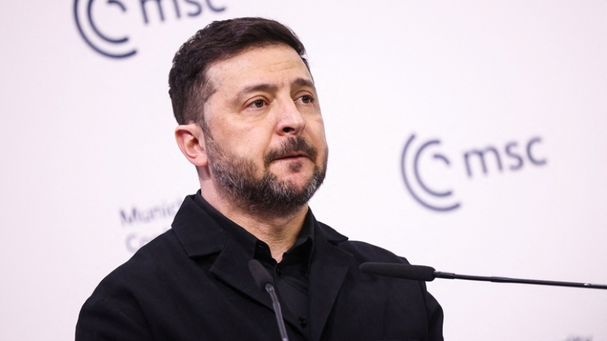 Ông Zelensky: Tổng thống Trump đang gây sức ép “không công bằng” lên Ukraine