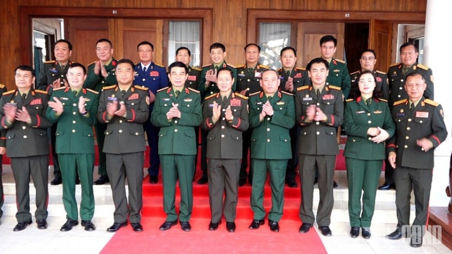 Vietnamese, Lao defence ministries fortity ties