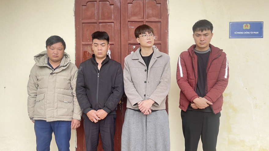 Bắt 4 đối tượng mua bán pháo tự chế tại Thanh Hóa