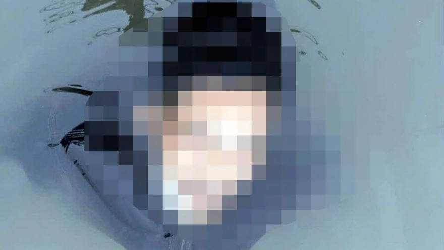 Phát hiện thi thể người đàn ông nổi trên sông Hồng, Hà Nội