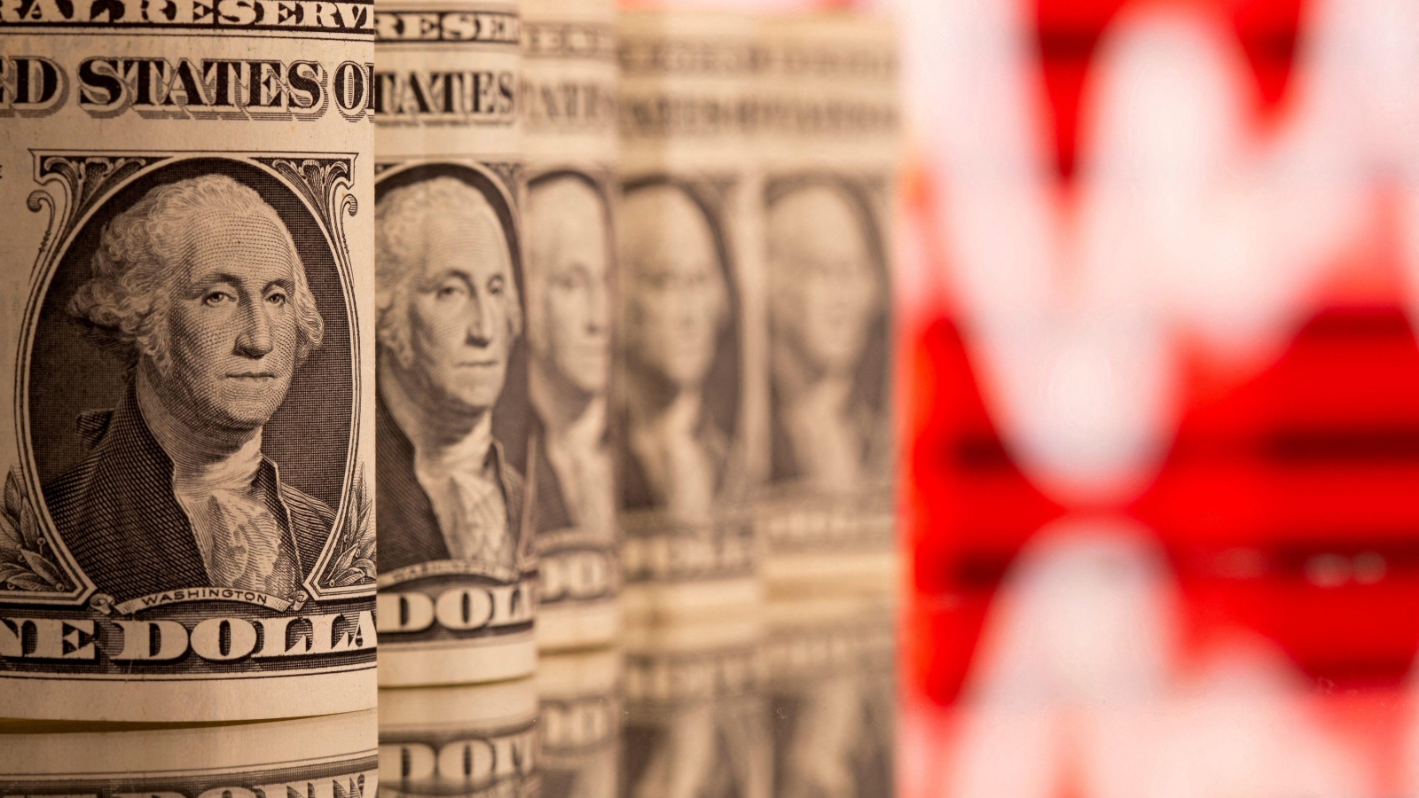 Tỷ giá USD hôm nay 28/2: Giá USD bán ra tạm dừng tại 25.296 đồng/USD