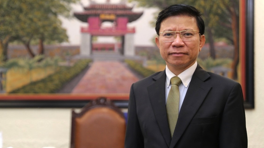 France Order honours Vietnamese scholar for boosting Vietnam-France ties