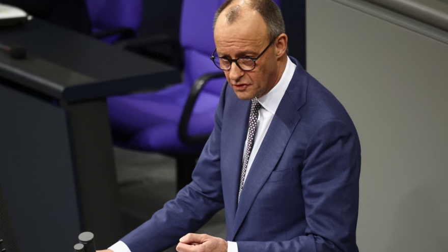 Đức rẽ hướng lập trường, Pháp và Italy thúc đẩy đối thoại với Nga