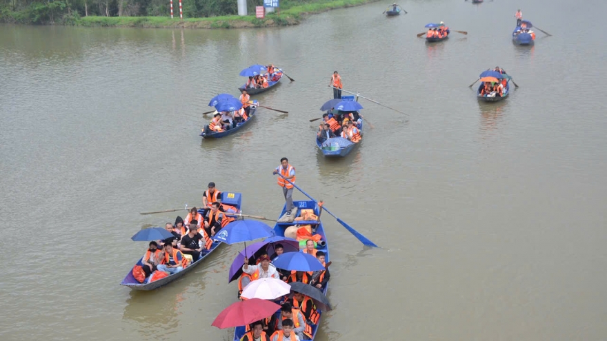 Siết chặt quy định mặc áo phao tại Lễ hội Du lịch Chùa Hương 2026