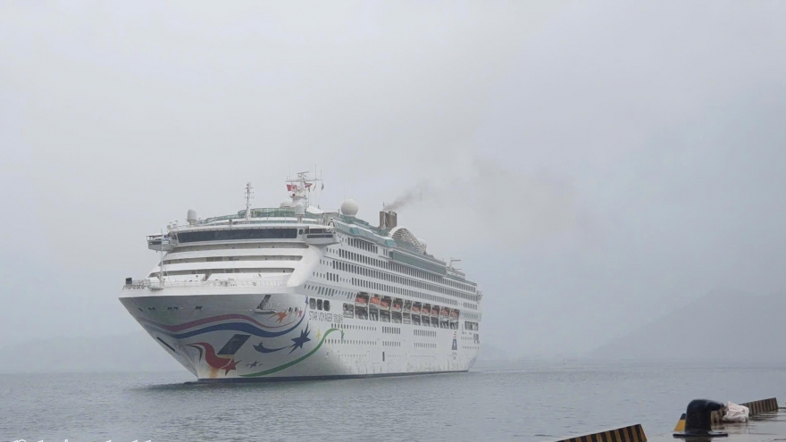 International cruise ship Star Voyager brings 500 visitors to Khanh Hoa